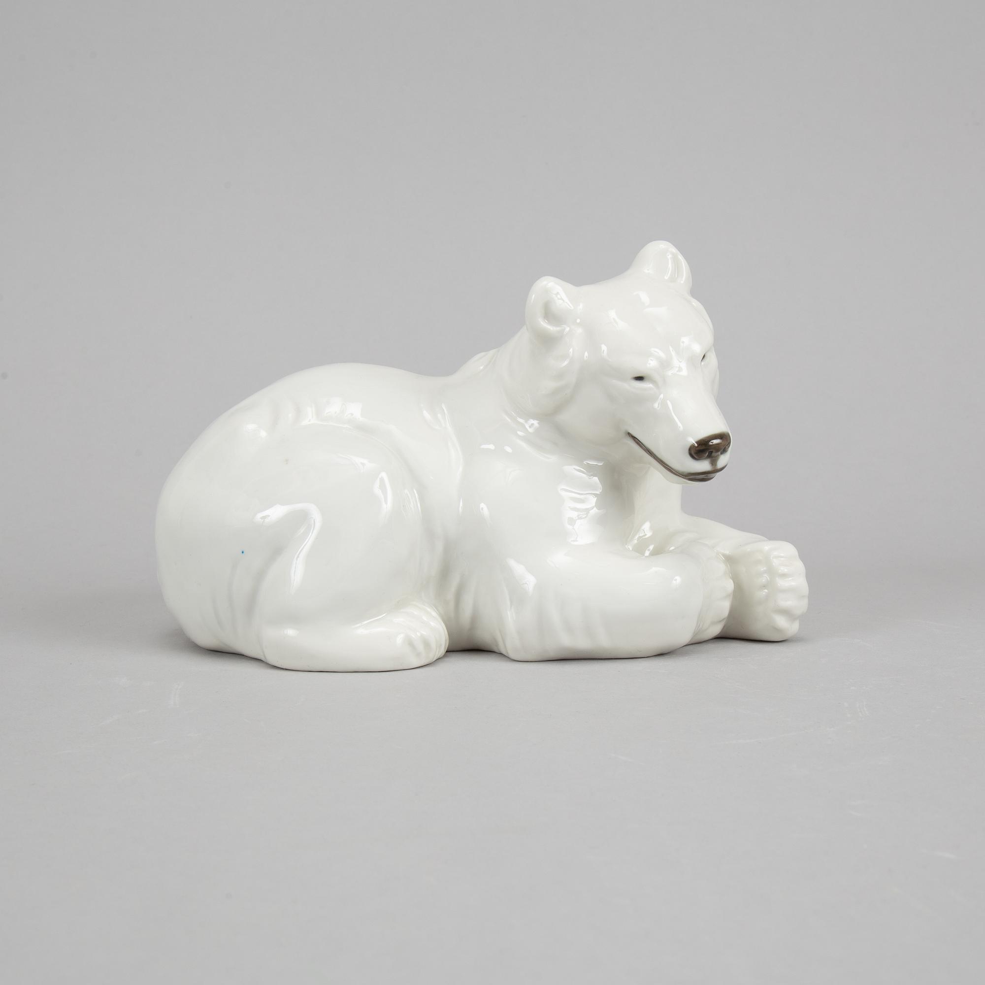 Royal Copenhagen, three porcelain polar bears, 238, 321 and 417, Denmark.