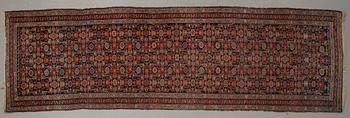 GALLERIMATTA, antik, Ferraghan sannolikt. Ca 404 x 125 cm.
