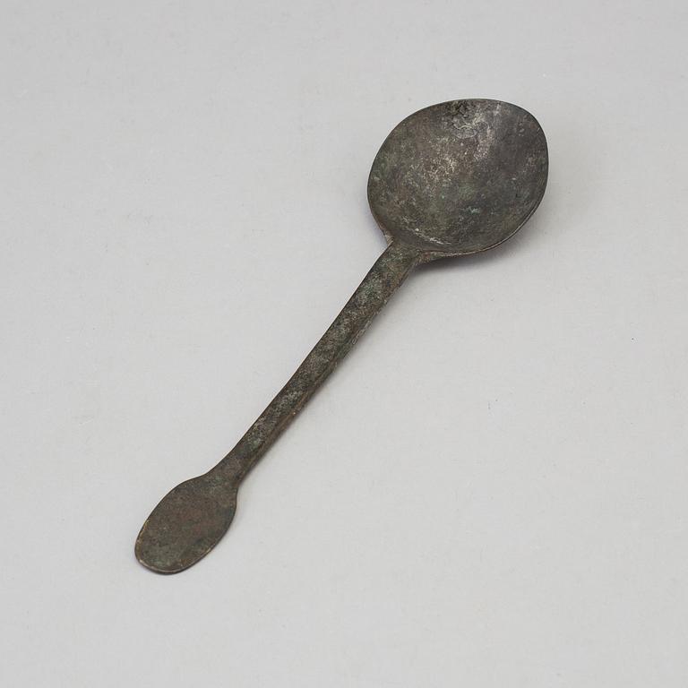 A BRONZE SPOON, possibly 16th/17th century.