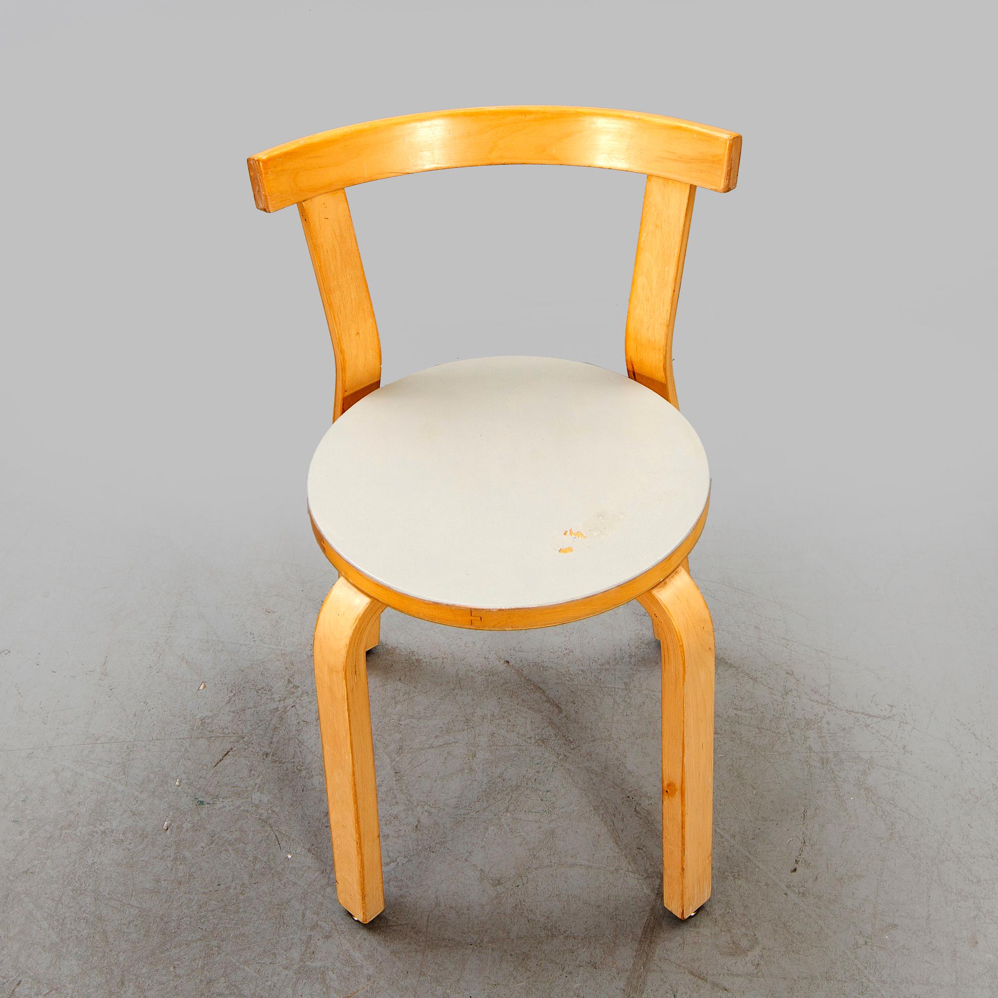 Alvar Aalto, chairs, 2 pcs, model 68, 1960s, Finland.