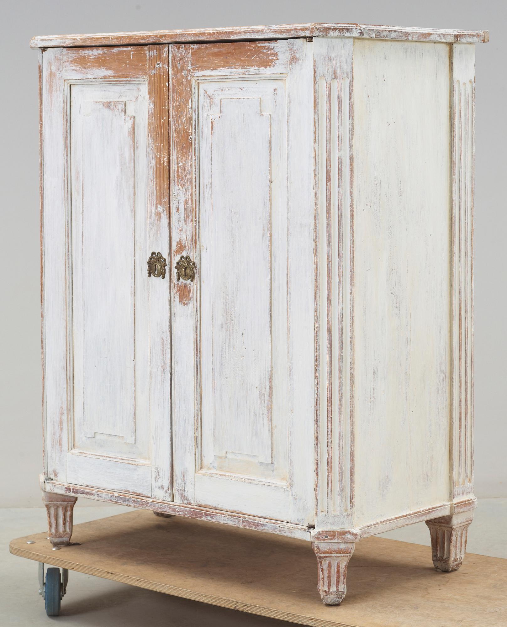 SKÄNK, sengustaviansk, omkring 1800.