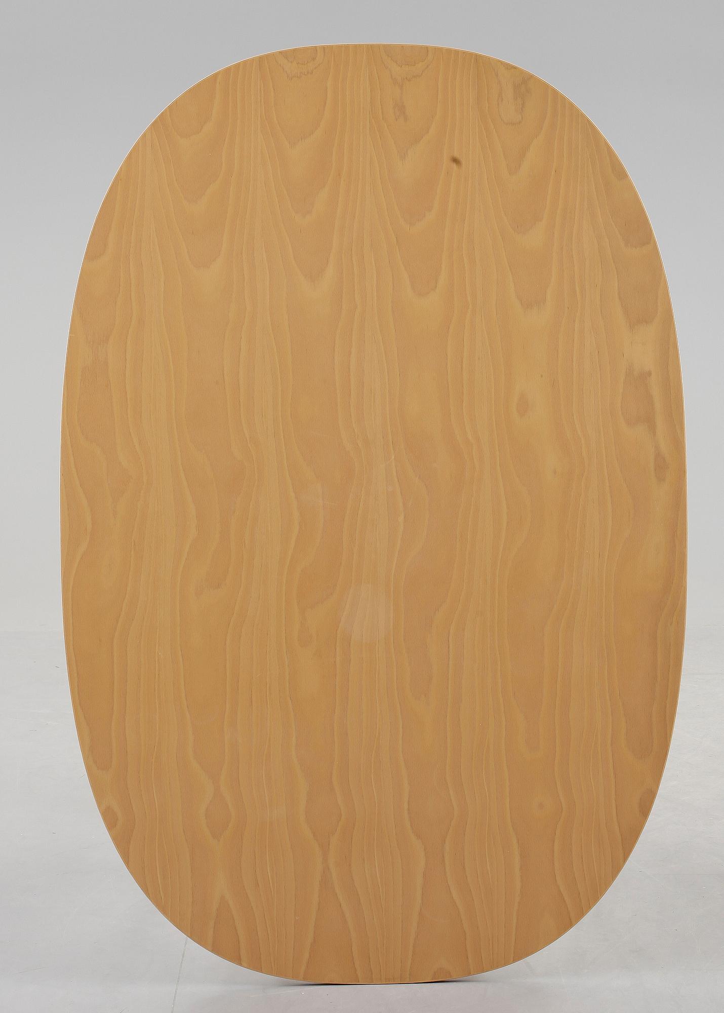 BORD, "Superellips" Design Bruno Mathsson och Piet Hein för Fritz Hansen.