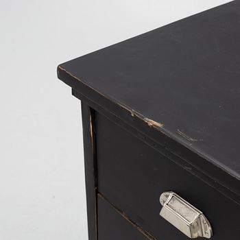 Sideboard med lådor, samtida.