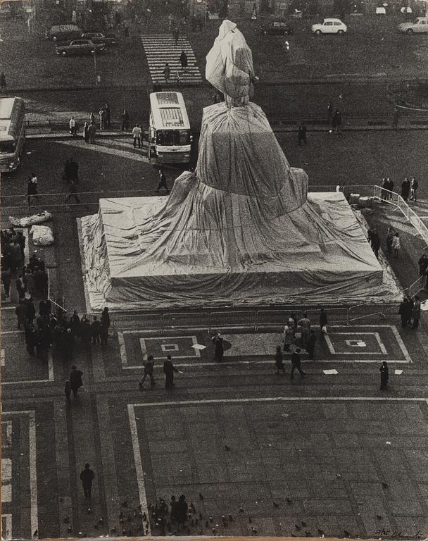 CHRISTO (USA), affisch på kartong, signerad och numrerad 35/75.