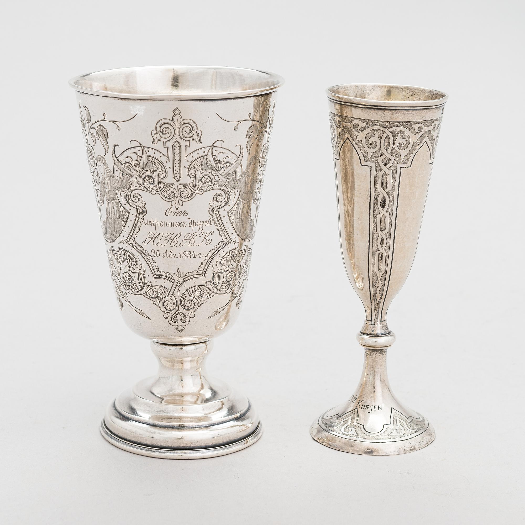 Bägare på fot, 2 st, silver Ryssland 1864 och 1883-86.