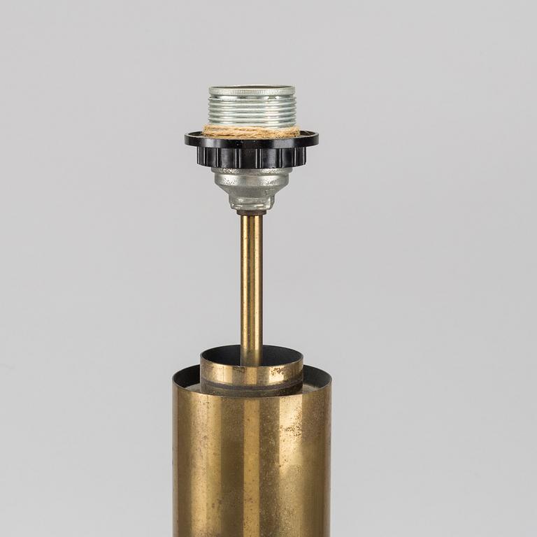 A TABLE LAMP FROM THE MIDDLE OF 20TH CENTURY.