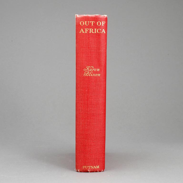 BOK, "Out of Africa", Karen Blixen, Putnam,  London, först utgiven 1937, denna utgåva senare.