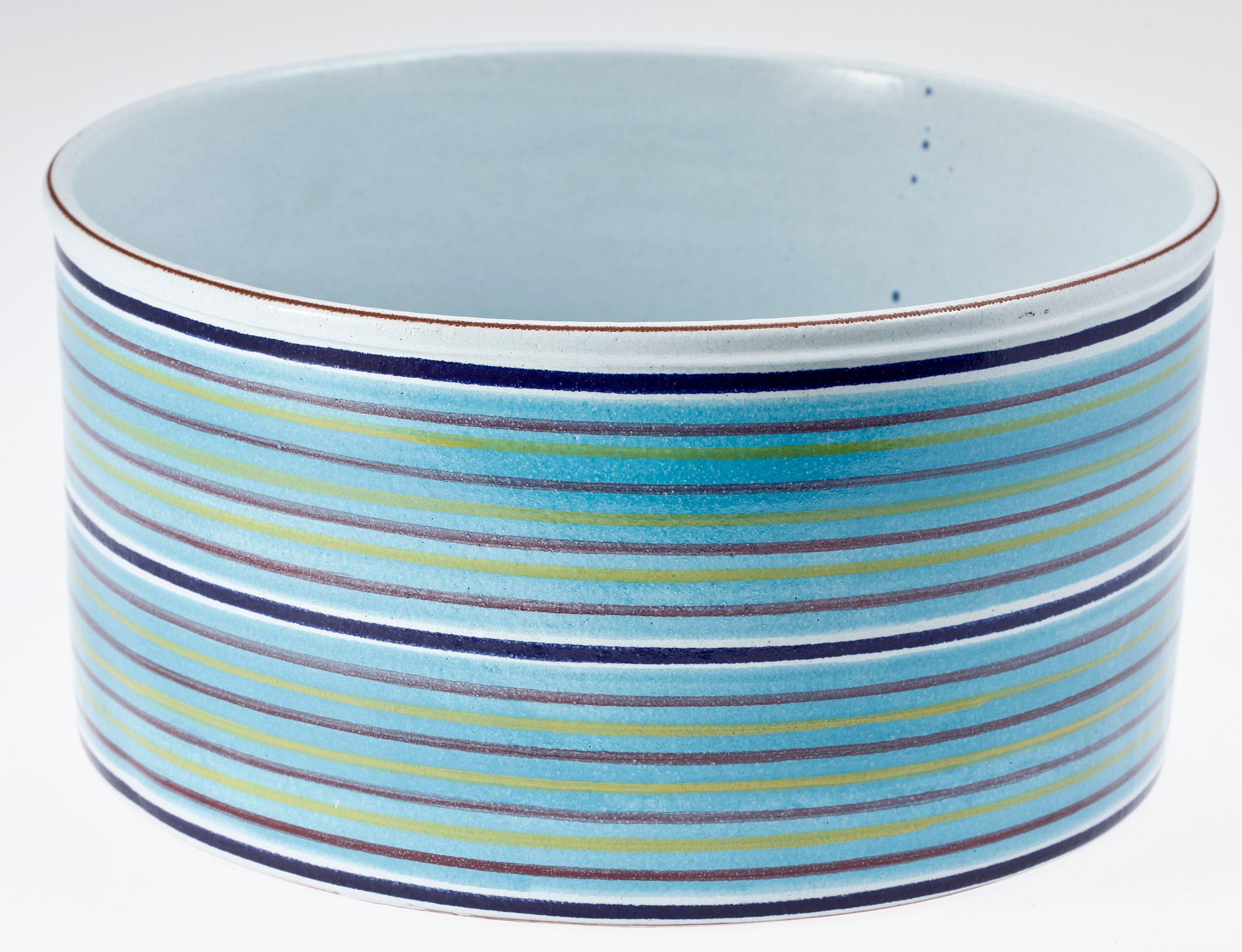 SKÅL, fajans. Stig Lindberg Gustavsberg.