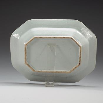 A famille rose tureen with cover and stand. Qing dynasty, Qianlong (1736-95).
