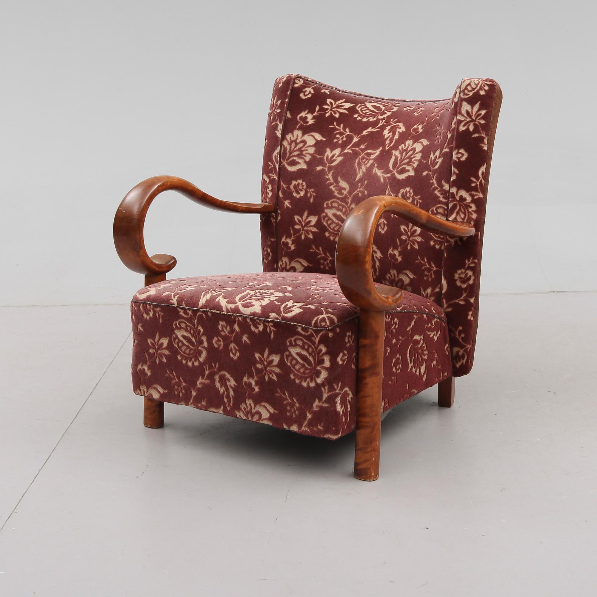 KARMSTOL, 1900-talets första hälft.