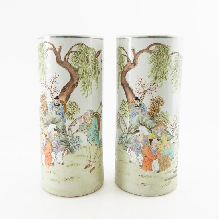 Brush vases a pair similar China 20th century porcelain.