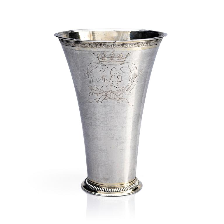 Gustaf Hamnqvist, bägare, delvis förgyllt silver, (verksam 1789-1818), Åmål. Gustaviansk.