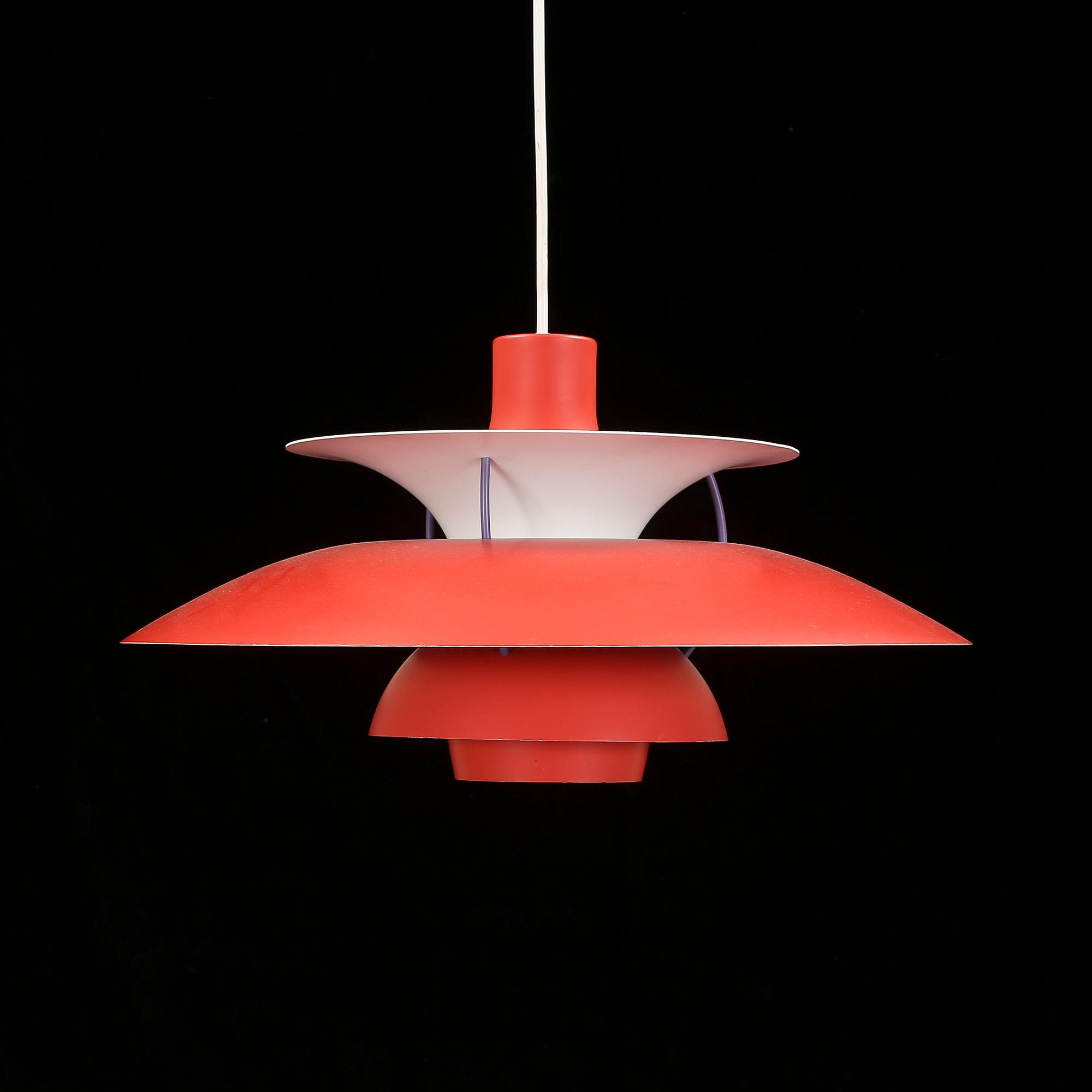 TAKLAMPA, PH-5, Poul Henningsen för Louis Poulsen, Danmark, 1900-talets andra hälft, höjd ca 27 cm.