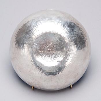 SKÅL, silver, invändigt emaljerad, Reijo Sirkeoja, Kultakeskus, 1974.