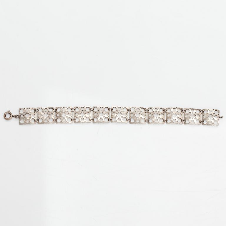 Liisa Vitali, A sterling silver bracelet "Pitsi". Westerback, Helsinki 1971.