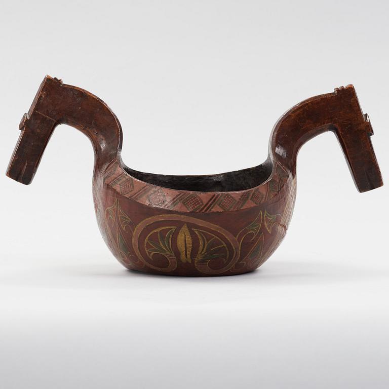 A Norwegian 19th century "Kjenge" painted carved wood ale cup bowl.