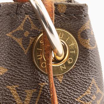 Louis Vuitton, "Artsy" bag 2010.