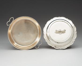 A Polish 19th century parcel-gilt entée dish, makers mark of Karol Filip Malcz, Warszawa 1858.