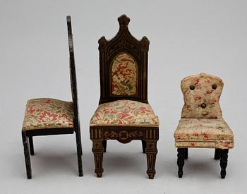 PARTI DOCKSKÅPSMÖBLER SAMT TILLBEHÖR, 12 delar, bla fabrikat Walterhausen, 1800/1800-tal.