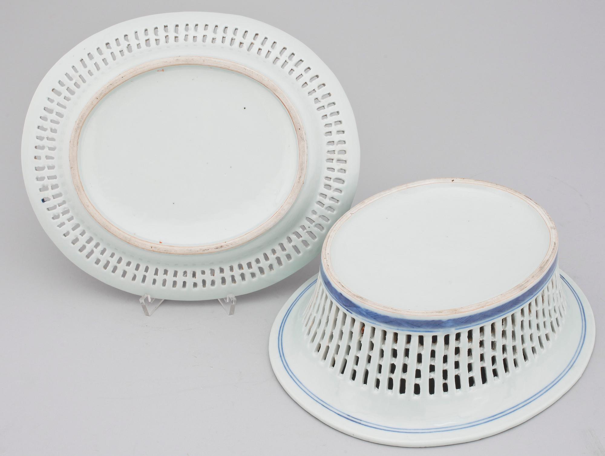 GALLERSKÅL med FAT, porslin, Kina, 1900-tal.