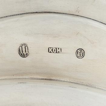 A par of Danish silver dishes, 1915-1916.