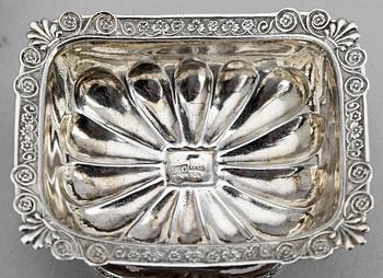 SALTKAR, 2st, silver, St Petersburg resp Moskva, Ryssland, 1800-tal. Totalvikt ca 70 gram.