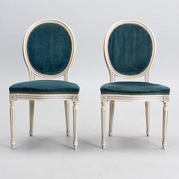 STOLAR, ett par, gustaviansk stil, 1900-talets slut.