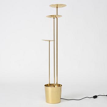 Harri Koskinen, golvlampa "Shadow 3", Firma Svenskt Tenn.