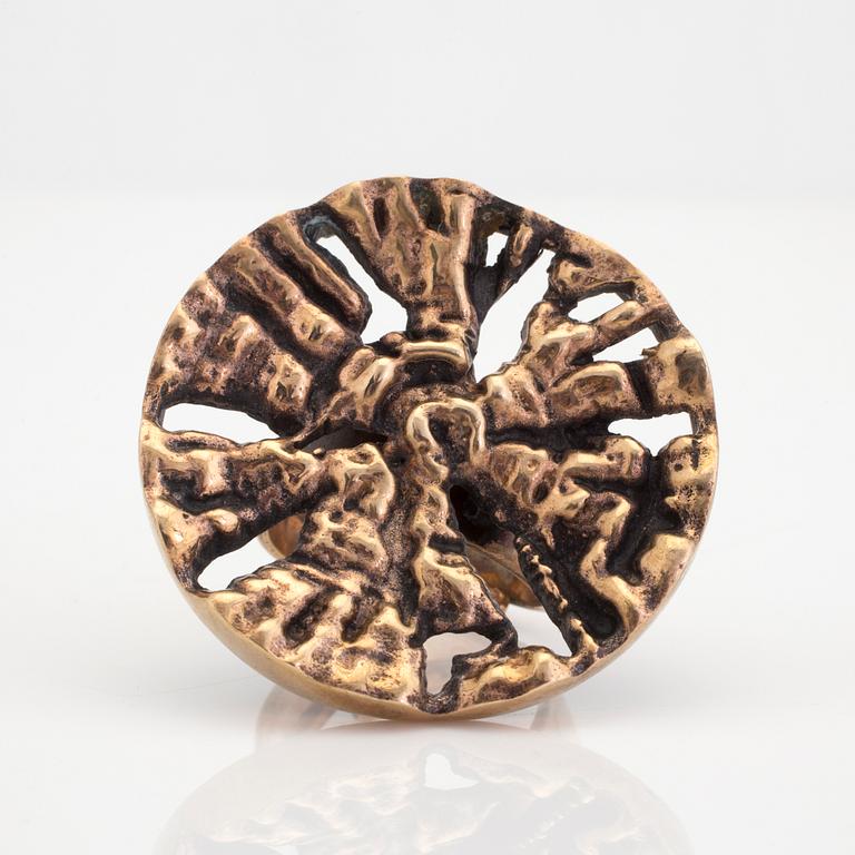 SMYCKEN, 5 st, brons, Finland, bl a Pentti Sarpaneva.