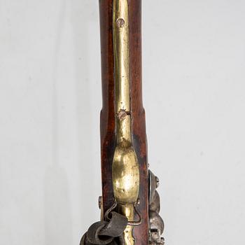 Flintlock musket, British model 1794 with bayonet, Swedish so-called subsidy rifle.