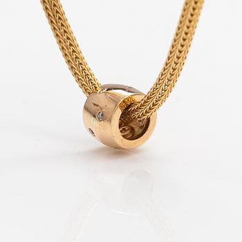 Halsband, 14K guld, diamanter ca 0.04 ct tot. Karl Sandberg, Helsingfors 2000.