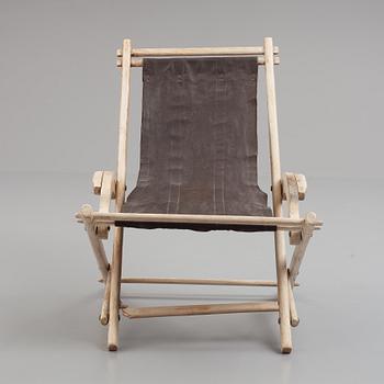 A lounge chair, mid-20th century.