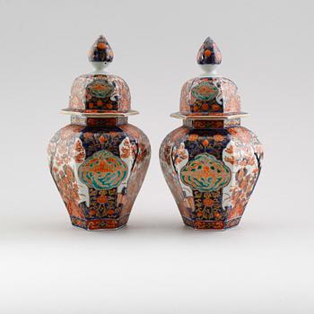 LOCKURNOR, 1 par, porslin, Japan, Imari, 1800-/1900-tal.