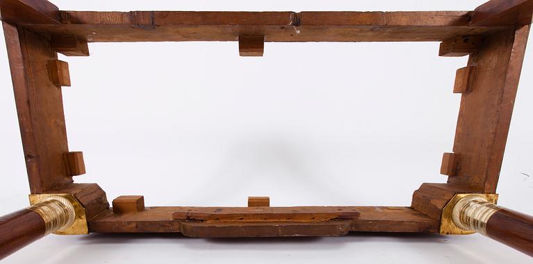 KONSOLBORD, Karl-Johan, 1800-talets första hälft.