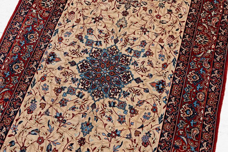 An Isfahan rug by (Mohammed) Seirafian, Central Persia (Iran), c. 170 x 100 cm.