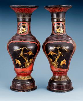 1311. A pair of large lacquered Arita porcelain vases, Japan, Edo period, 19th Century. (2).