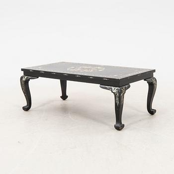 A Chinese lacquered coffee table later part of the 20th century.