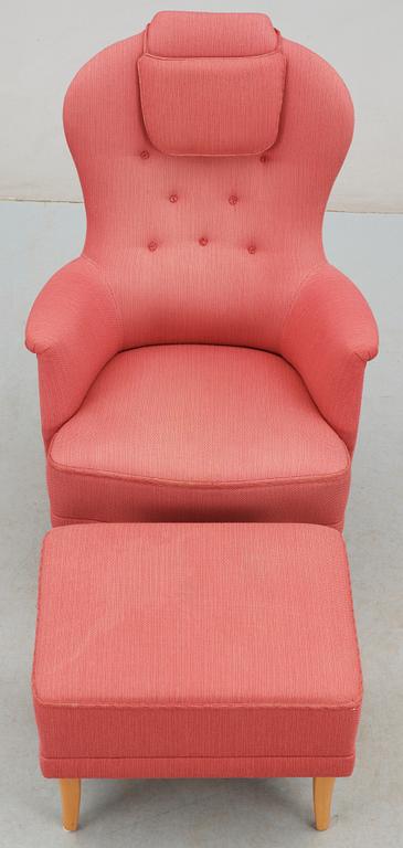 FÅTÖLJ samt PALL, "Farmor", Carl Malmsten, 1900-talets slut.