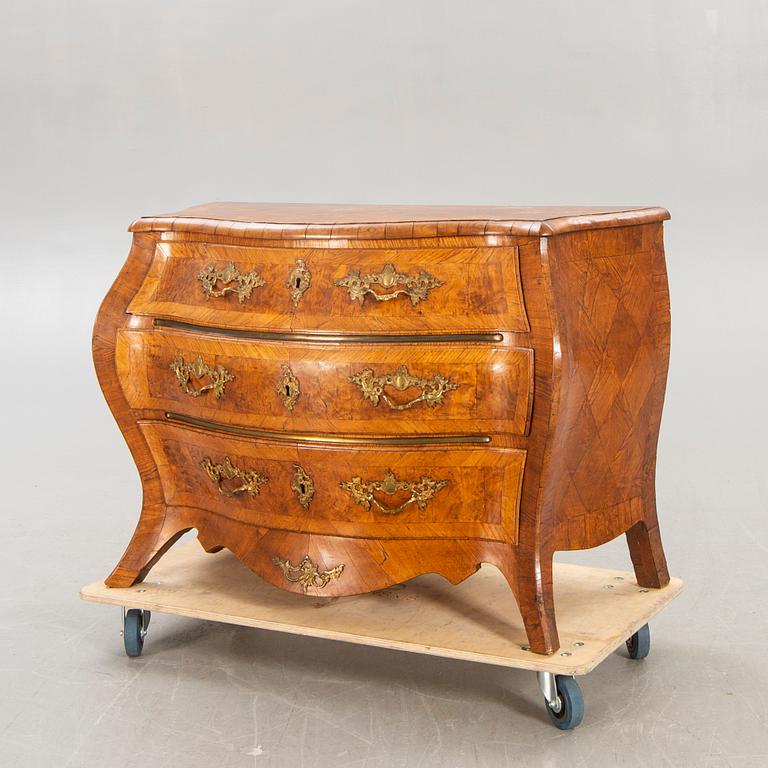 A Swedish Rococo mid 1700s bureau.