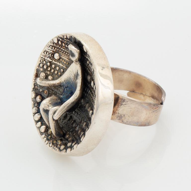 A Jorma Laine ring in silver.