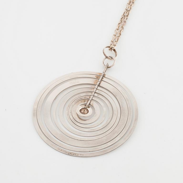 TAPIO WIRKKALA, hänge, "Silvermåne", N. Westerback, 1971.