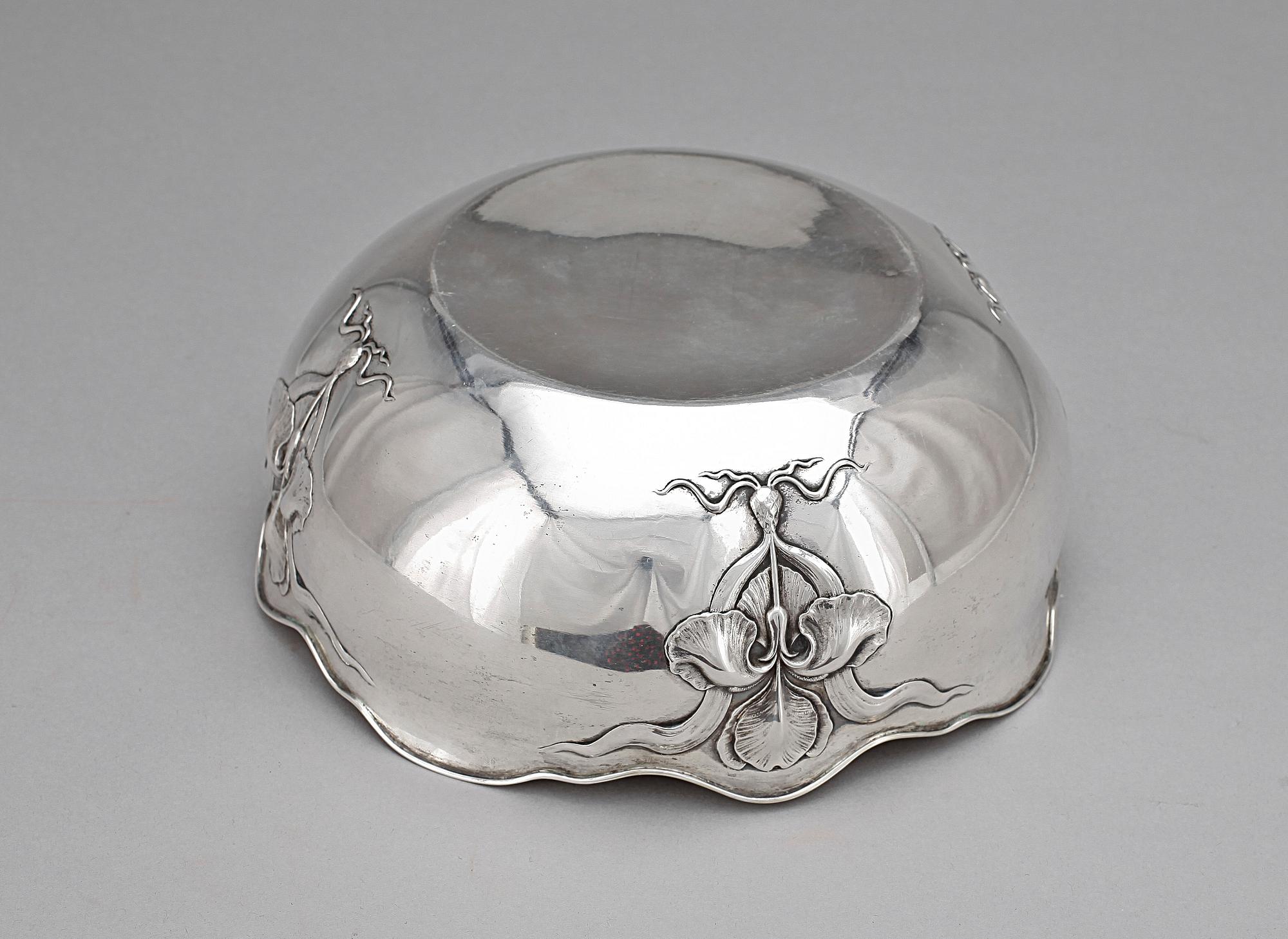 SKÅL, silver, Carlman, Stockholm 1903. Vikt 459g.
