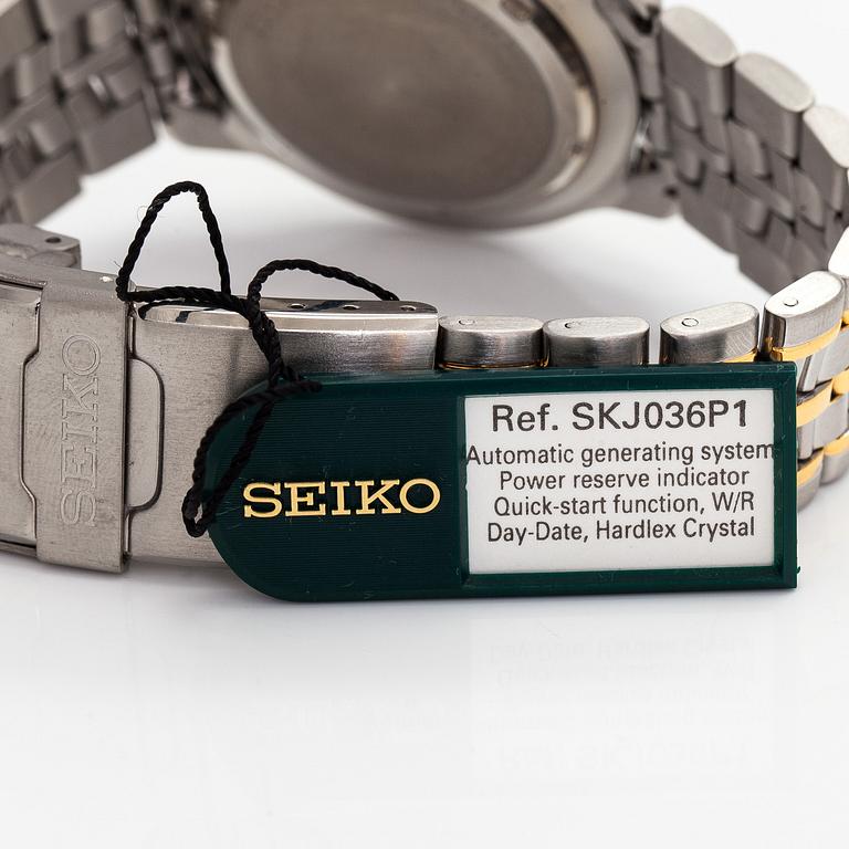 Seiko Kinetic wristwatch, 40 mm, gold / steel, plastic crystal, 1990s.