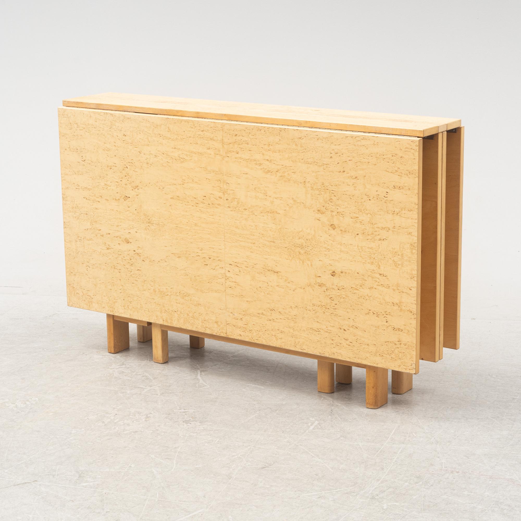 Bruno Mathsson, a 'Maria Flap' burr birch dining table, Dux.