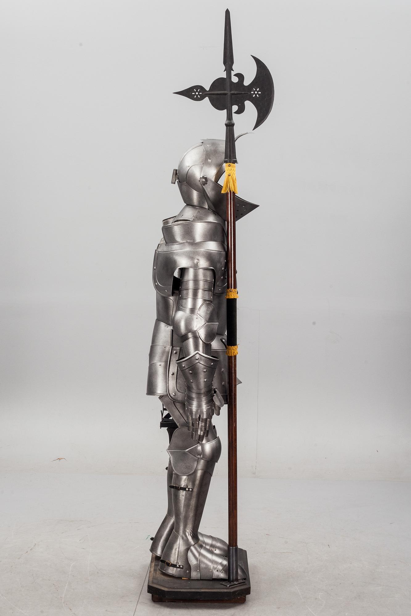 RUSTNING, efter äldre modell. Italien, sent 1900-tal.