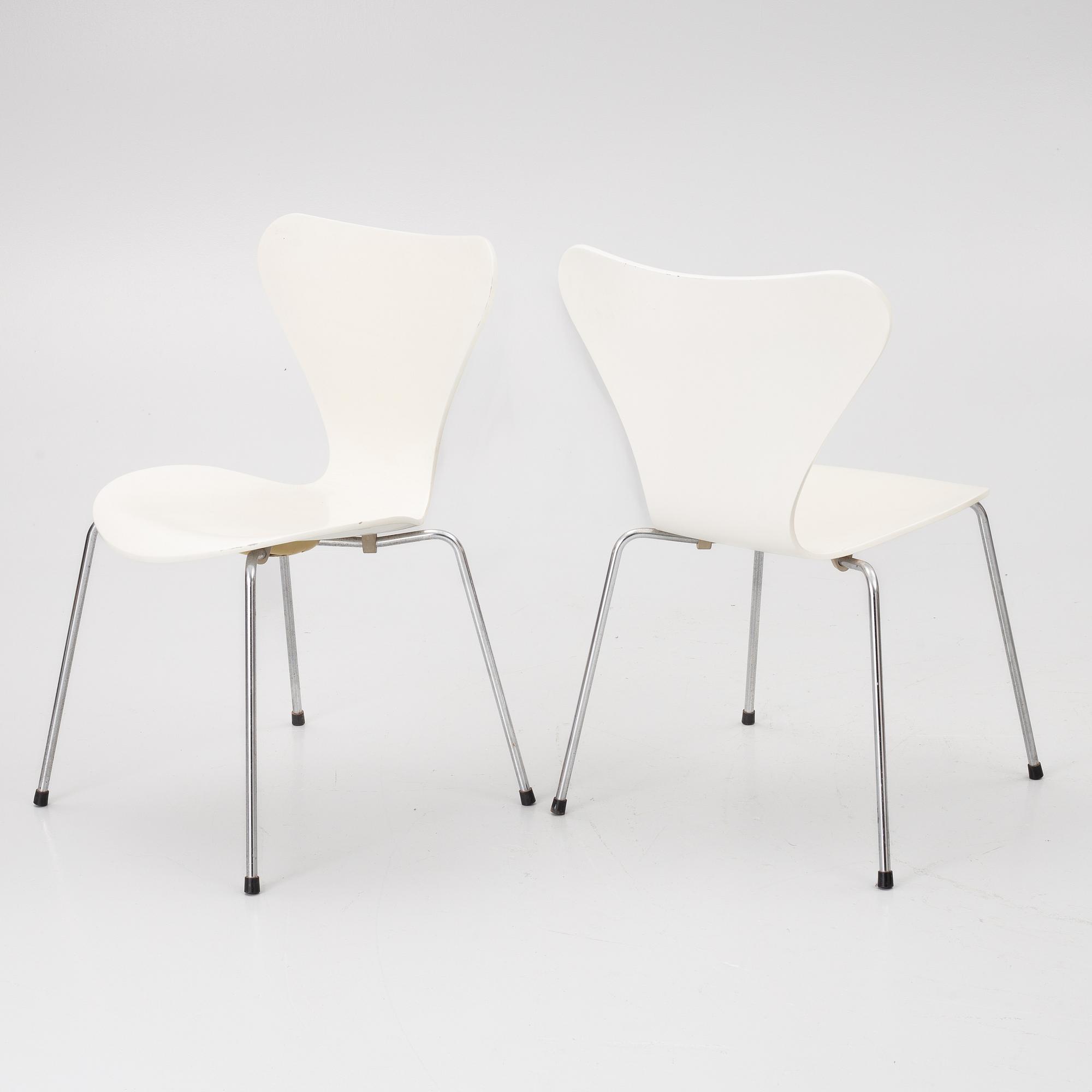 Arne Jacobsen, Stolar, 4 st, "Sjuan", Fritz Hansen, Danmark.