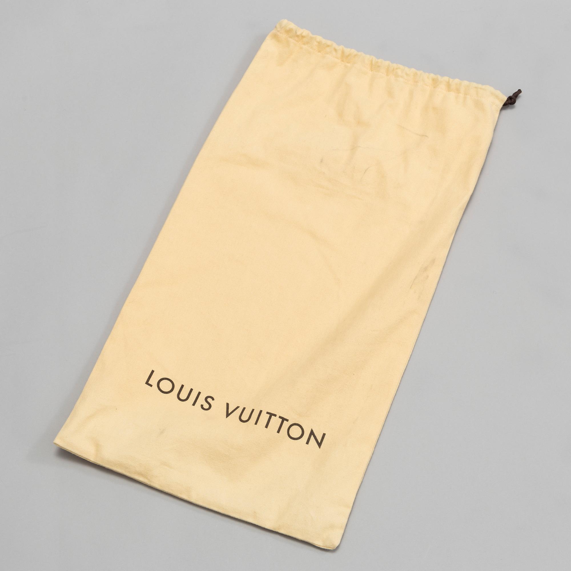 BATH TOWEL, "America's Cup 2017", Louis Vuitton.