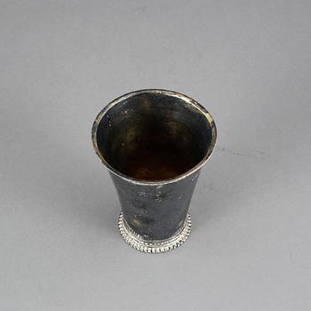 BÄGARE, silver, oidentifierad smed BM, Stockholm, 1714. Vikt ca 111 gram.