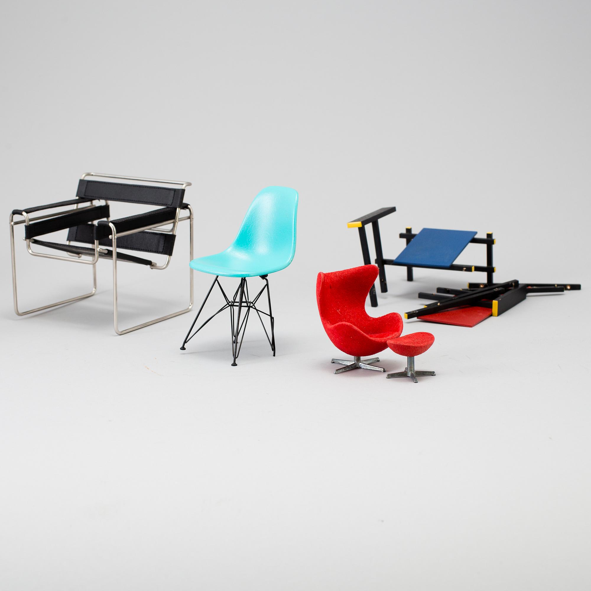 MINIATYRSTOLAR, 8 stycken, bland annat Vitra, 1900/2000-tal.