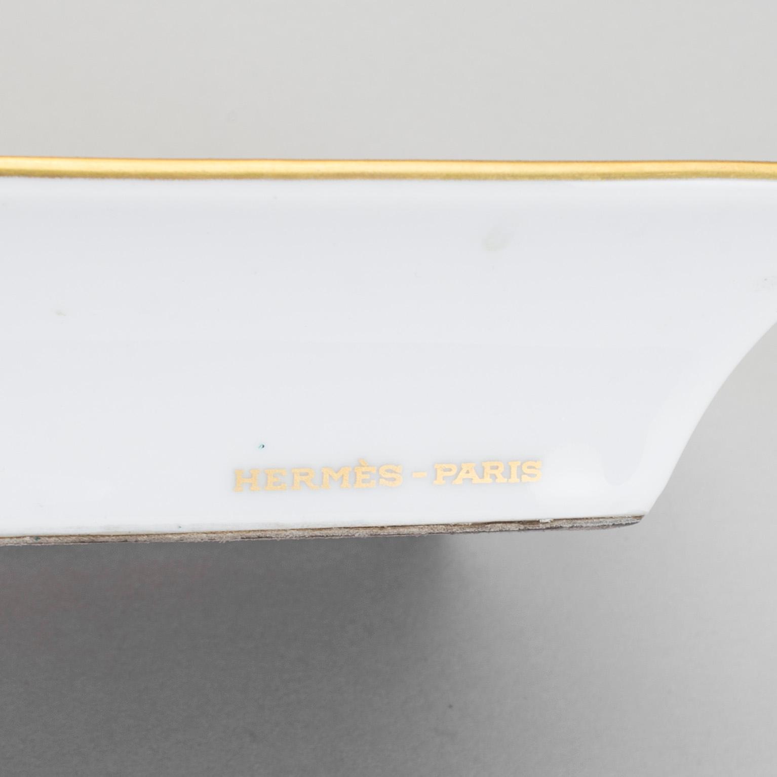 HERMÈS, askfat, porslin.